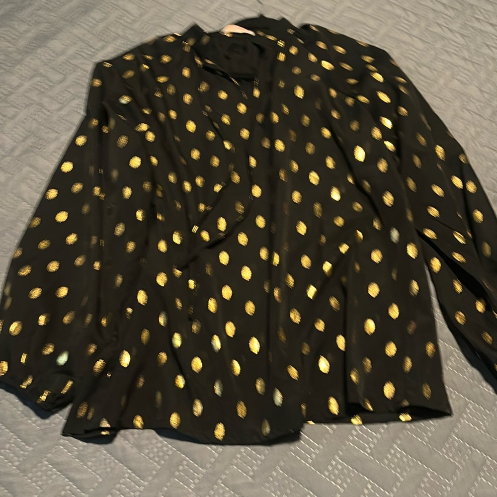 Small blouse with tie very eloquent